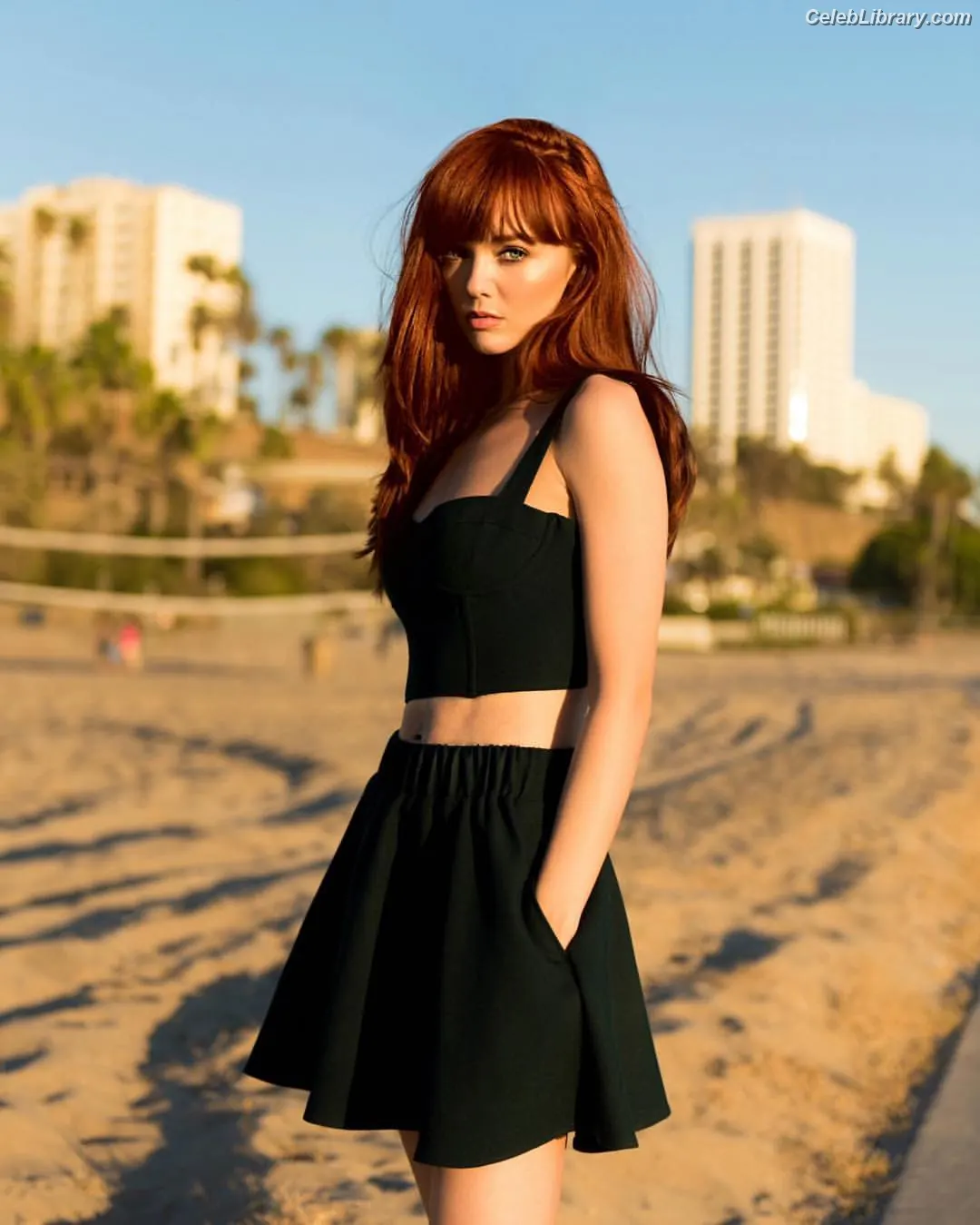 Hannah Rose May photo 19 of 109
