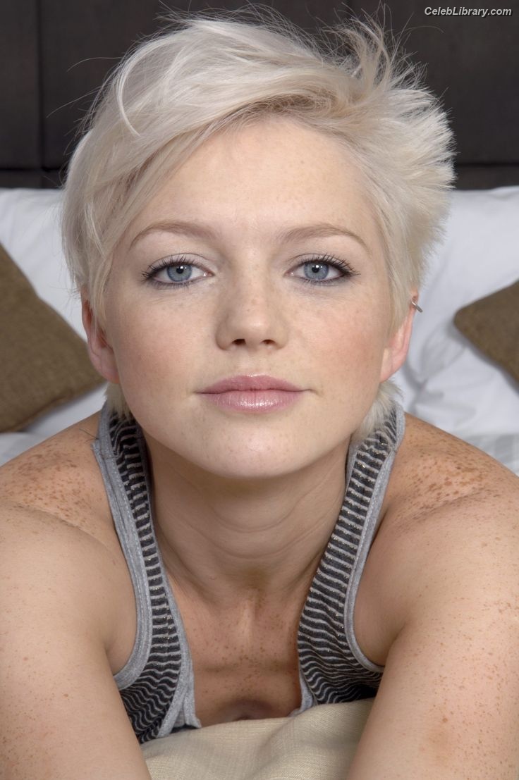 Hannah Spearritt photo 8 of 8