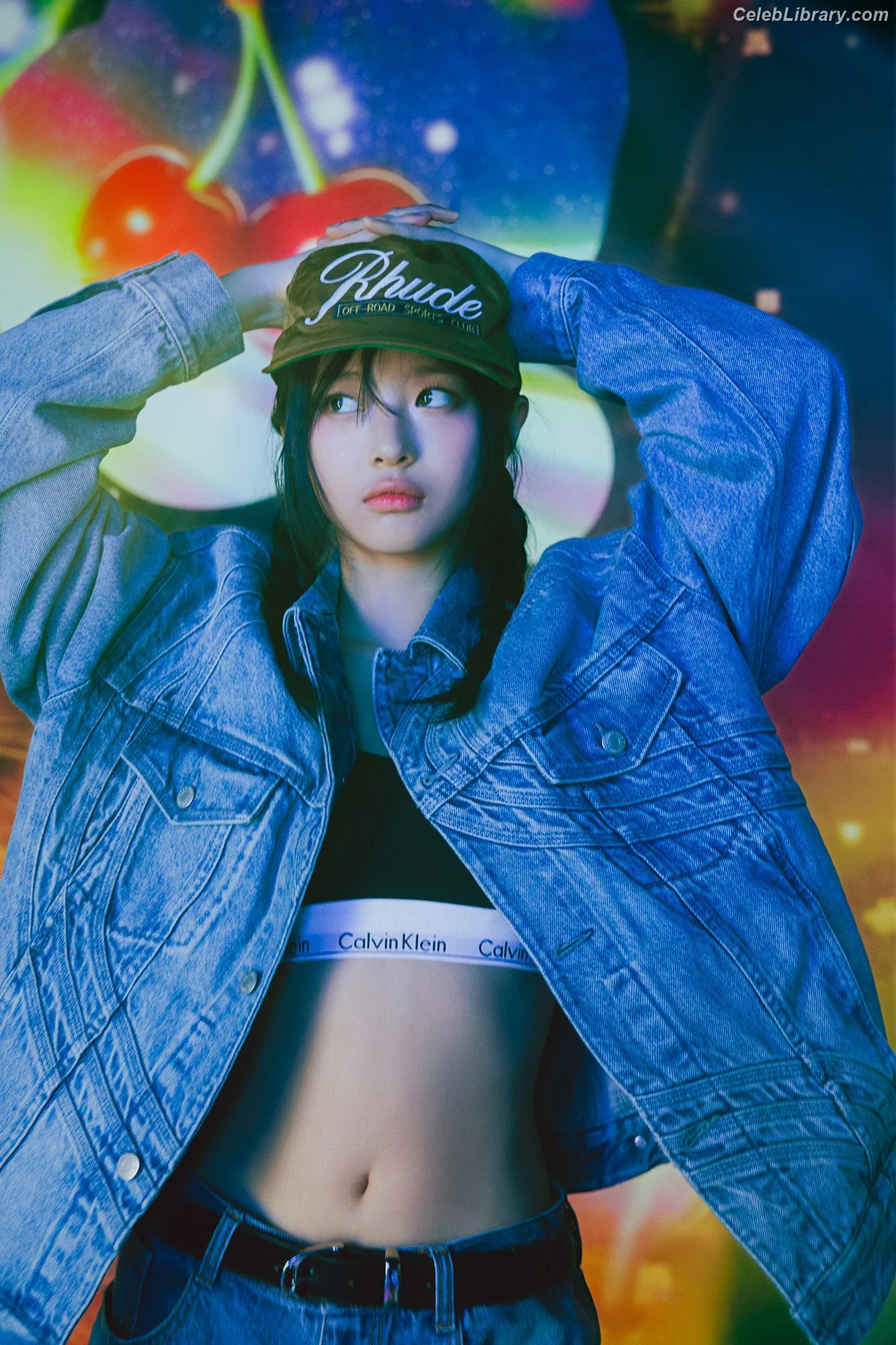 Hanni Pham  Hanni newjeans (NJZ) photo 10 of 819