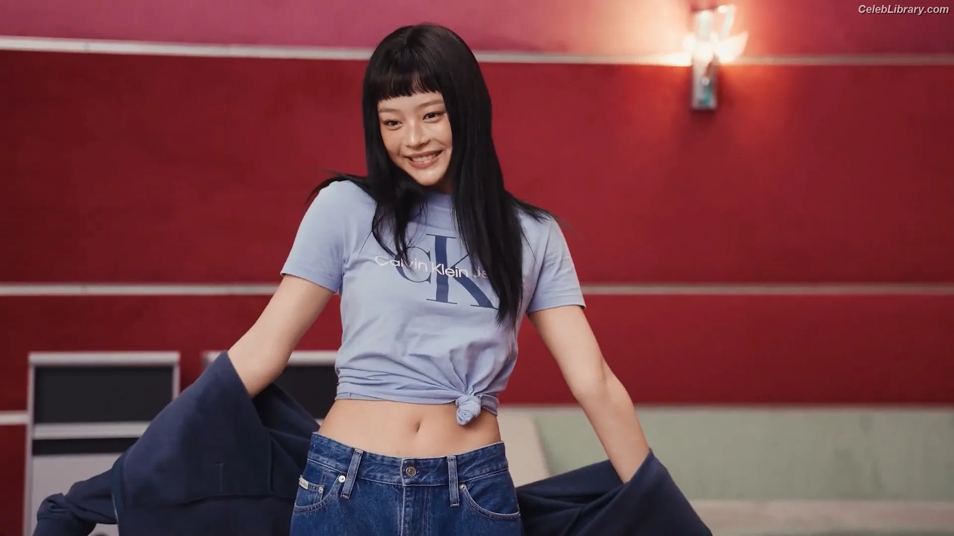 Hanni Pham  Hanni newjeans (NJZ) photo 11 of 819