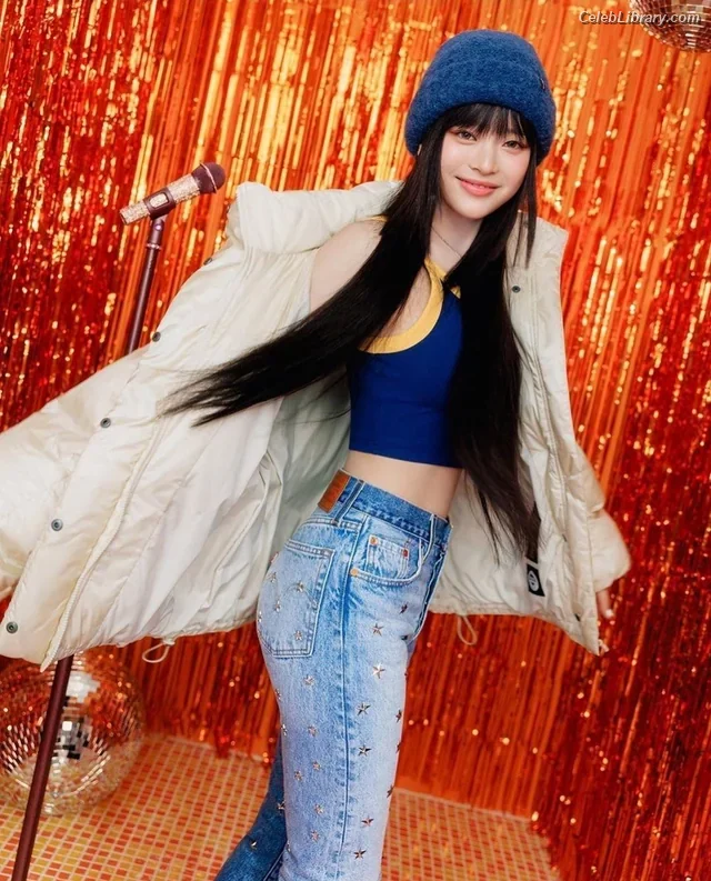 Hanni Pham  Hanni newjeans (NJZ) photo 12 of 819