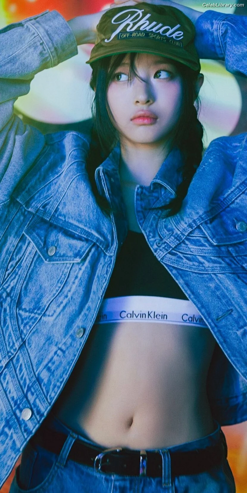 Hanni Pham  Hanni newjeans (NJZ) photo 23 of 819
