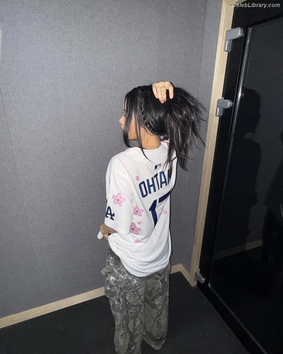 Hanni Pham  Hanni newjeans (NJZ) photo 19 of 819