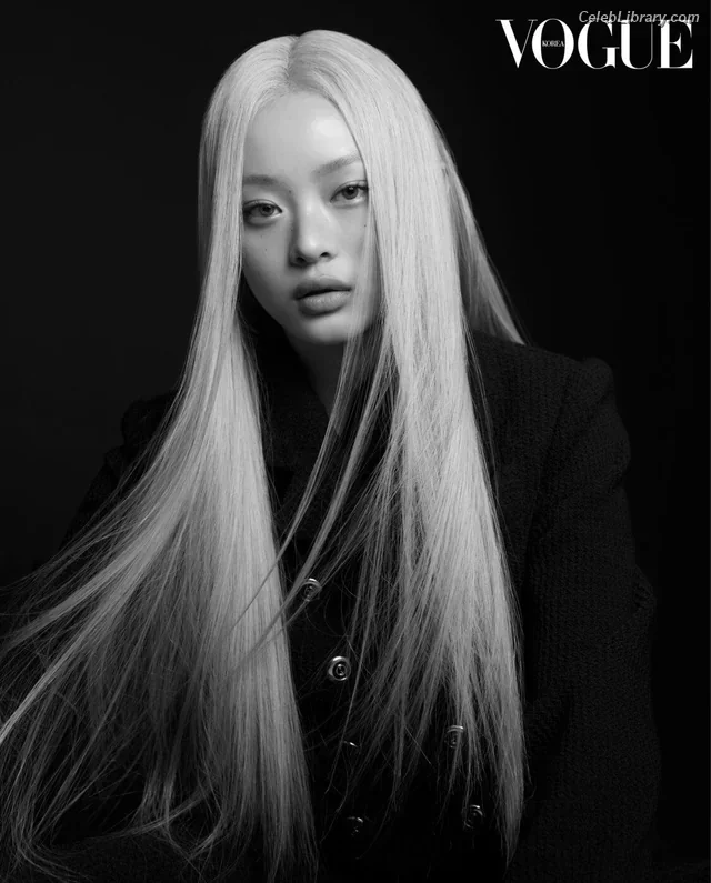 Hanni Pham  Hanni newjeans (NJZ) photo 23 of 819
