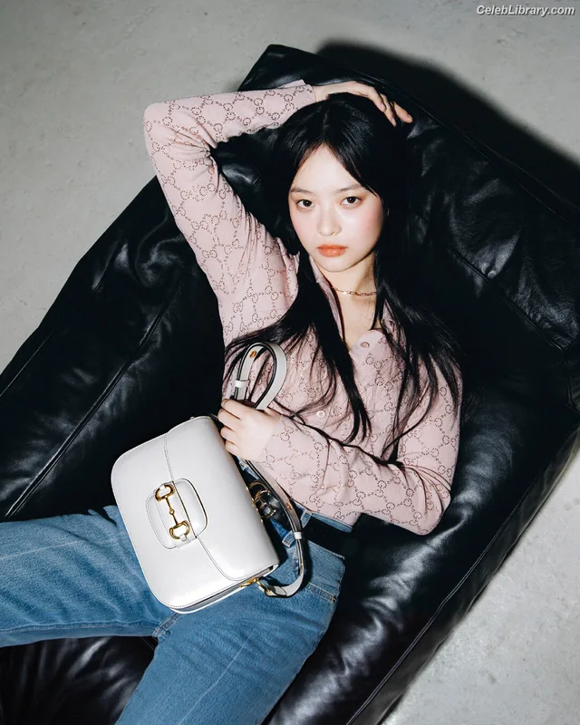 Hanni Pham  Hanni newjeans (NJZ) photo 17 of 820