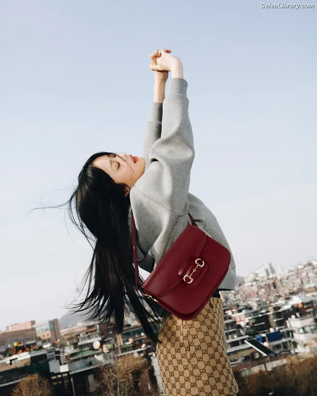 Hanni Pham  Hanni newjeans (NJZ) photo 18 of 820