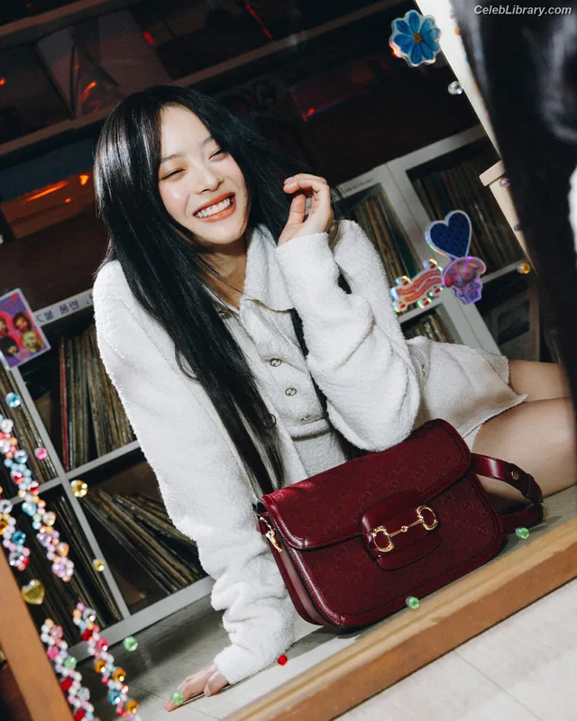 Hanni Pham  Hanni newjeans (NJZ) photo 22 of 820