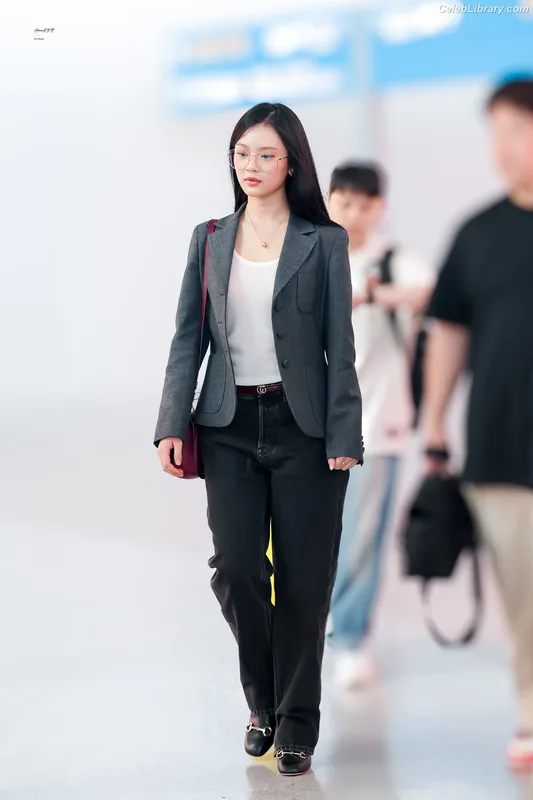 Hanni Pham Hanni newjeans (NJZ) photo 21 of 820
