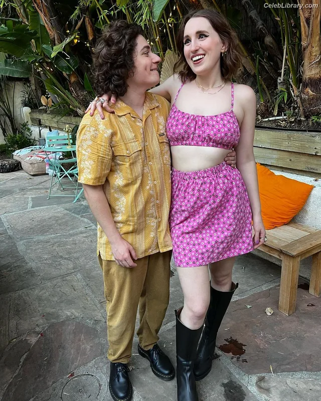 Harley Quinn Smith photo 9 of 500