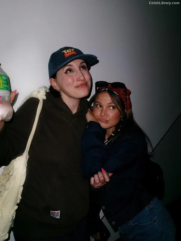 Harley Quinn Smith photo 15 of 500