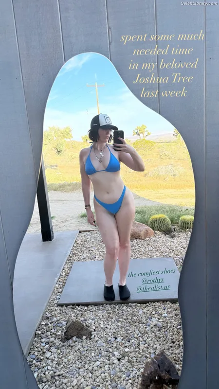 Harley Quinn Smith photo 7 of 500