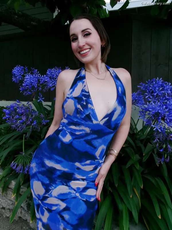 Harley Quinn Smith photo 22 of 500