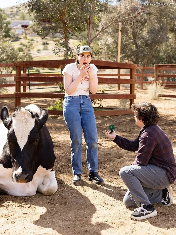 Harley Quinn Smith photo 18 of 500