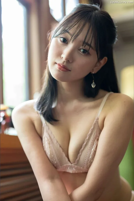 Haruka Kodama photo 9 of 60