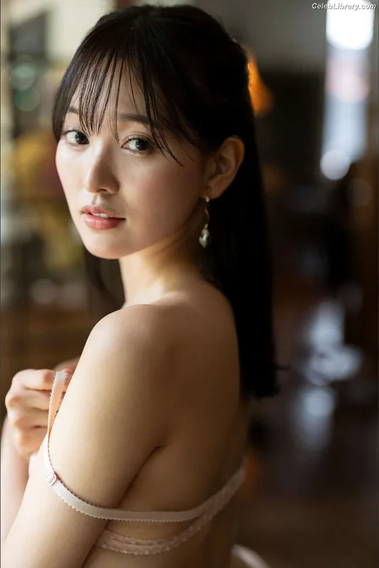 Haruka Kodama photo 11 of 60