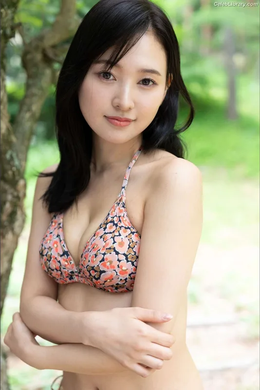 Haruka Kodama photo 14 of 60