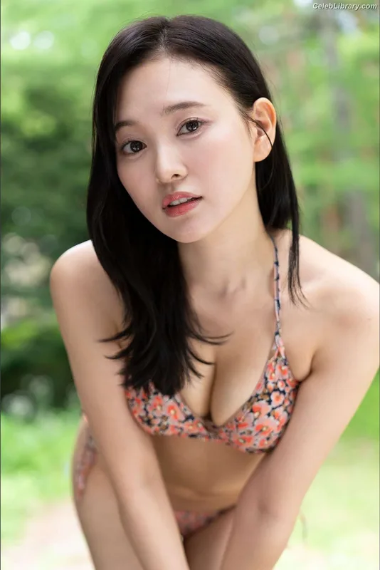 Haruka Kodama photo 16 of 60