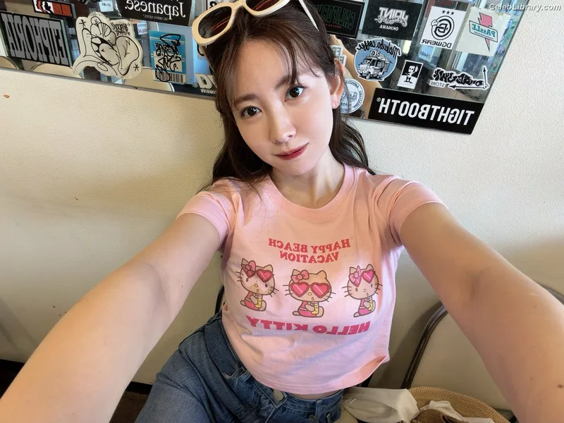 Haruna Kojima photo 3 of 16