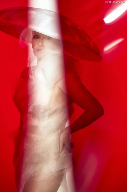 Hayden Panettiere photo 14 of 406