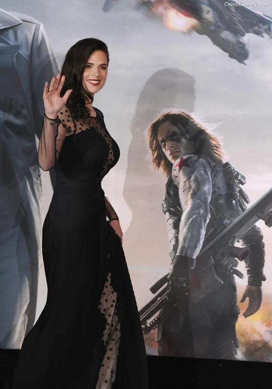 Hayley Atwell photo 17 of 542