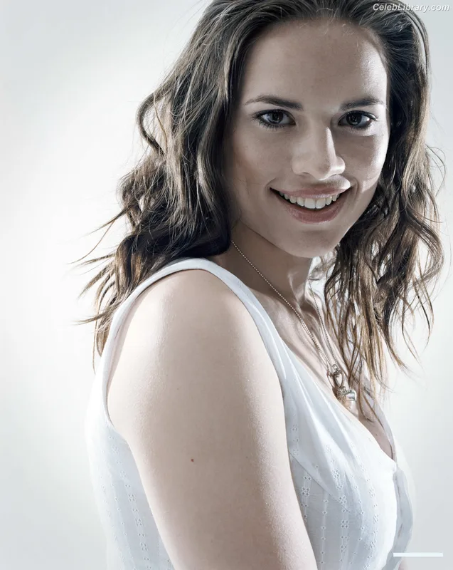 Hayley Atwell photo 22 of 542
