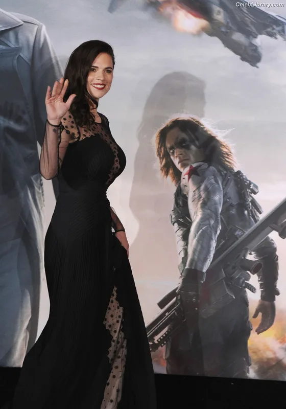 Hayley Atwell photo 21 of 542