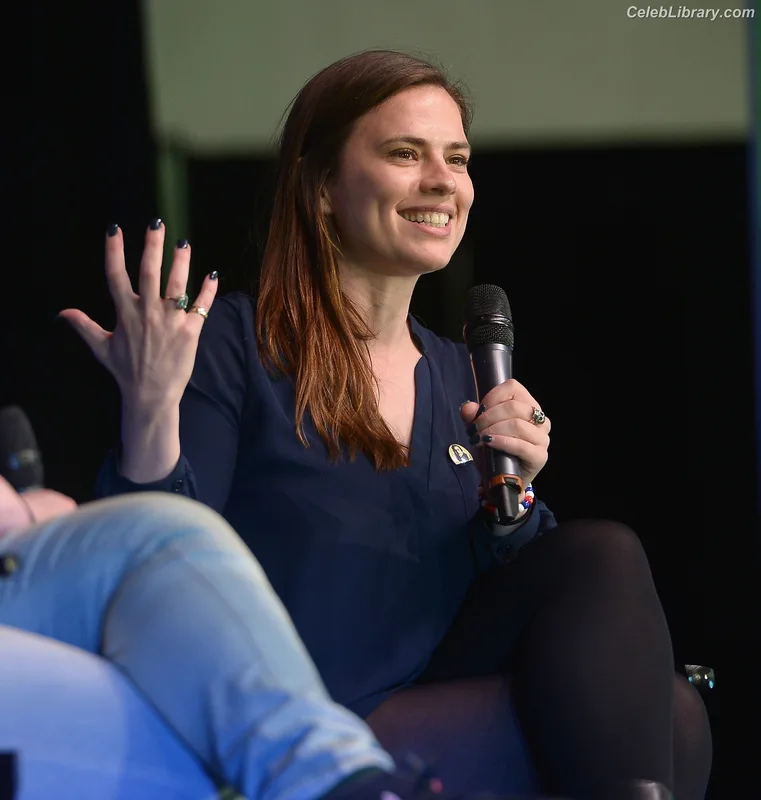 Hayley Atwell photo 17 of 542