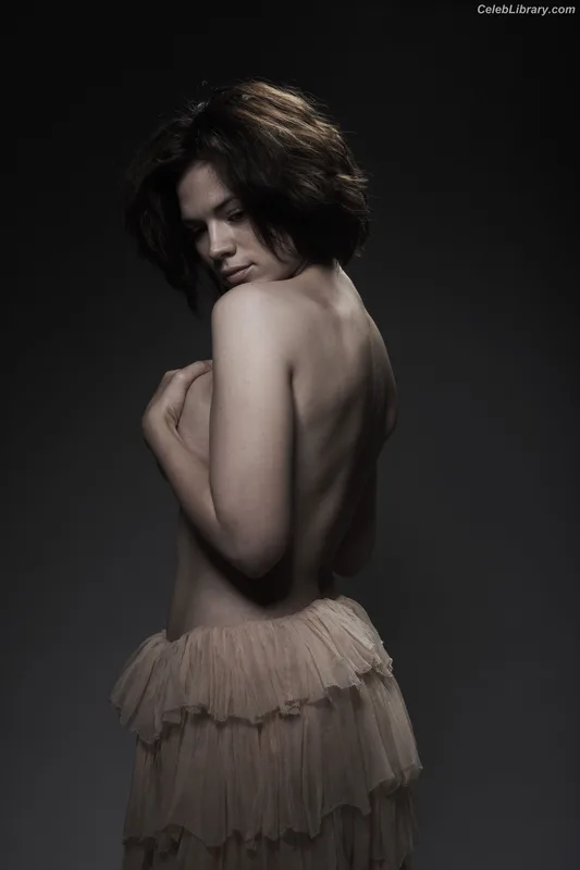 Hayley Atwell photo 20 of 542