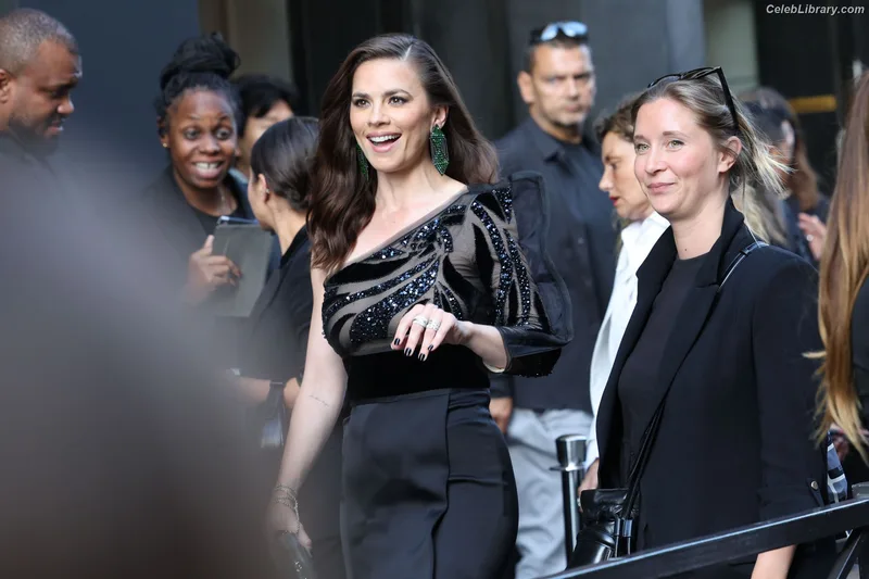 Hayley Atwell photo 17 of 542