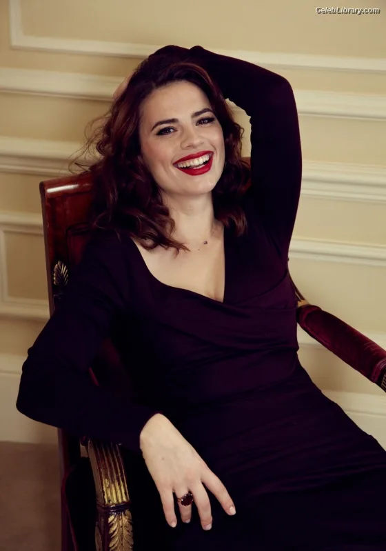 Hayley Atwell photo 23 of 542