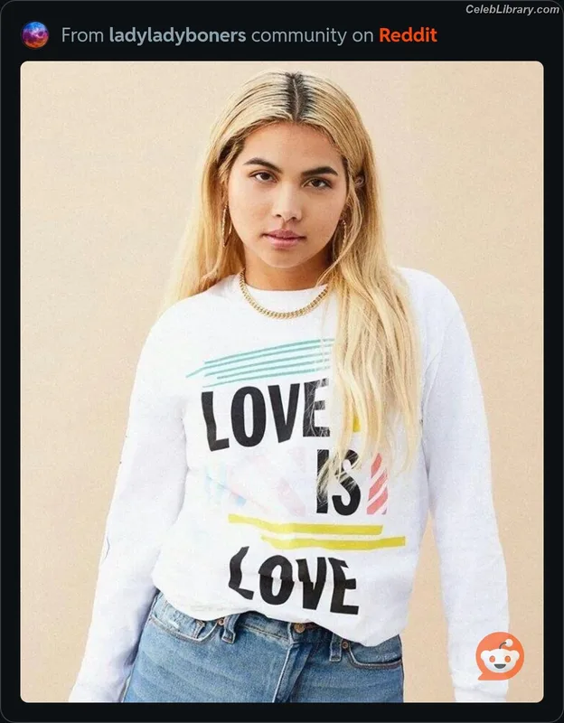 Hayley Kiyoko photo 2 of 35