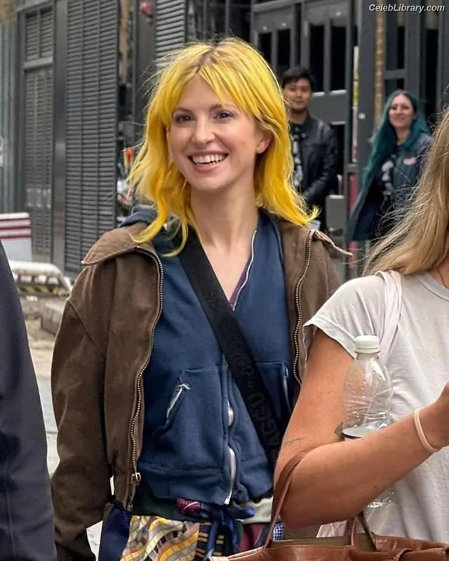 Hayley Williams photo 2 of 373