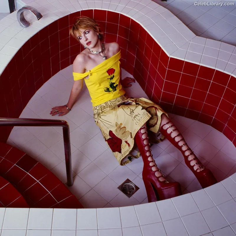 Hayley Williams photo 3 of 373
