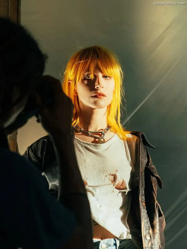Hayley Williams photo 2 of 373
