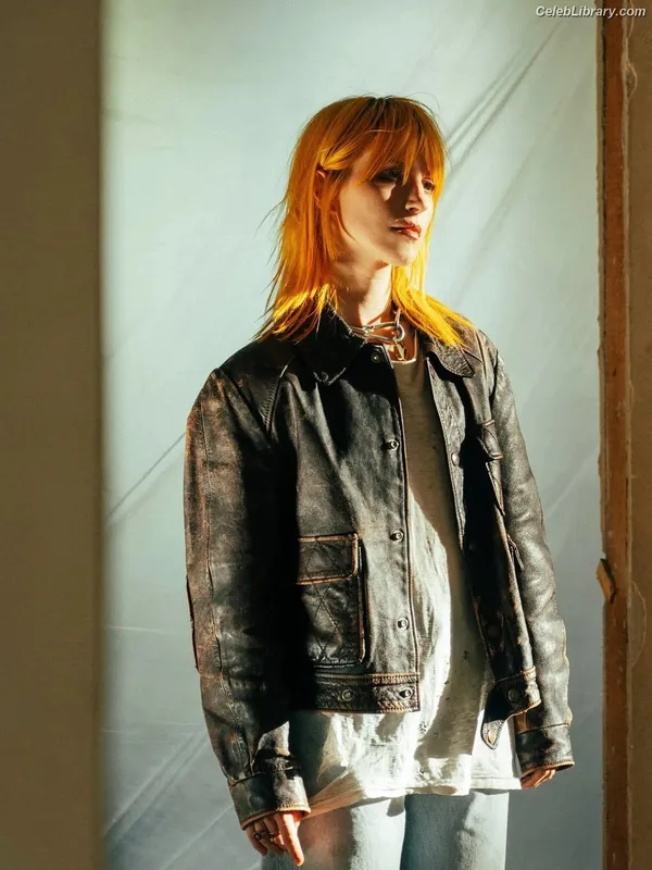 Hayley Williams photo 3 of 373