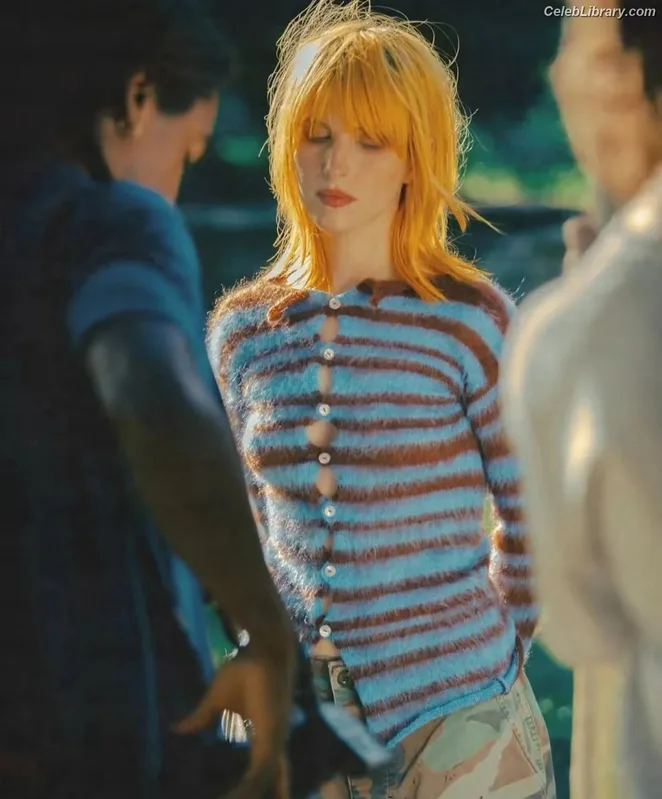 Hayley Williams photo 4 of 373