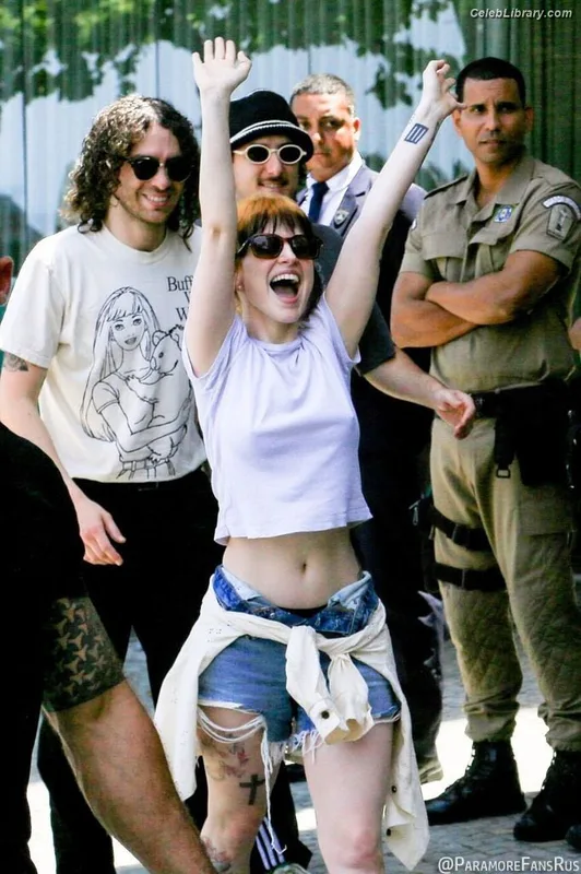 Hayley Williams photo 4 of 373