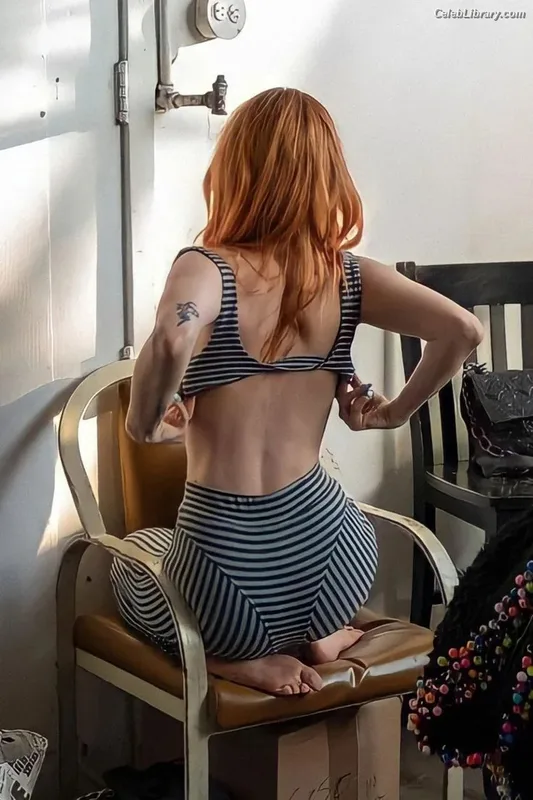 Hayley Williams photo 24 of 373