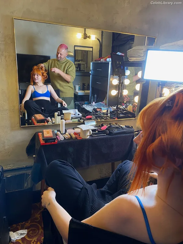 Hayley Williams photo 14 of 373