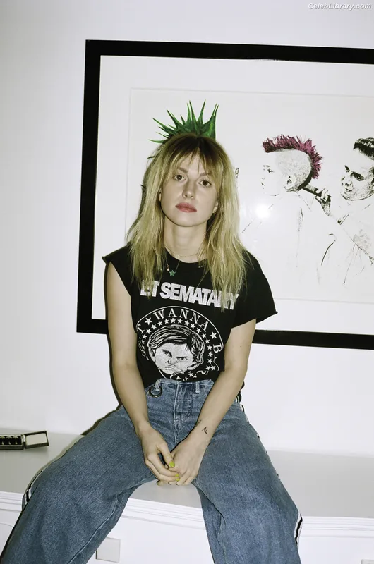 Hayley Williams photo 22 of 373