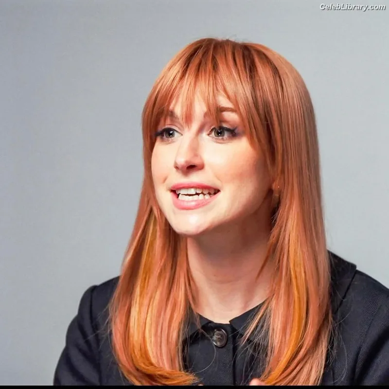 Hayley Williams photo 19 of 373
