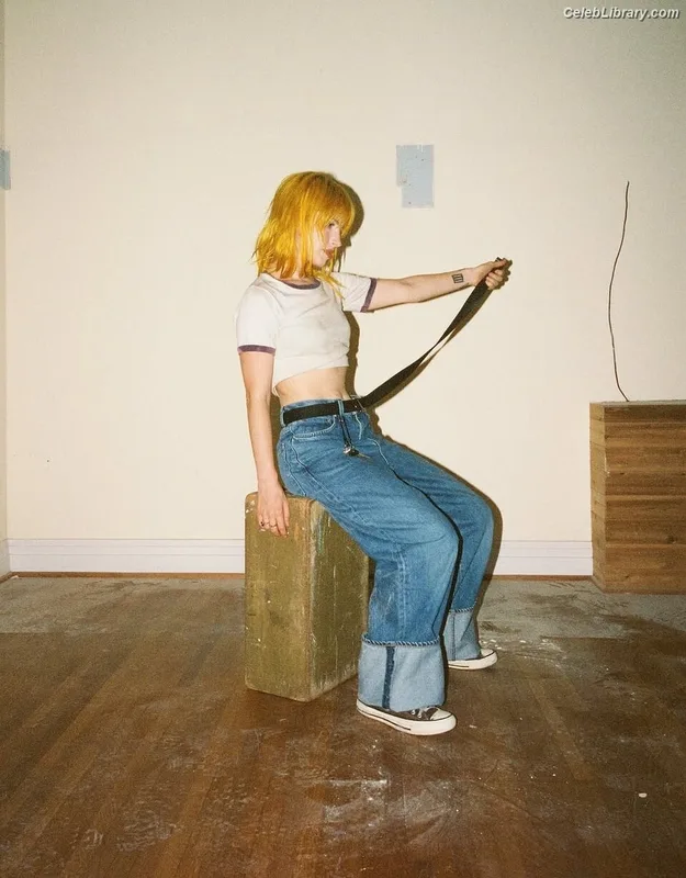 Hayley Williams photo 7 of 373