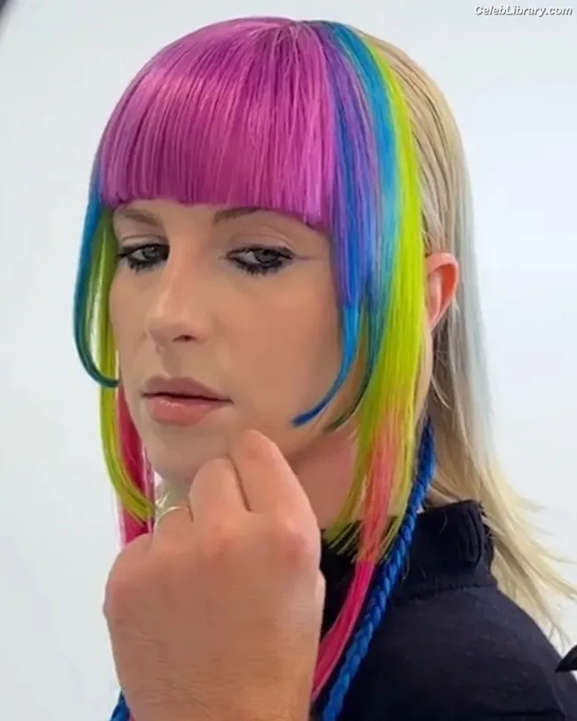 Hayley Williams photo 4 of 373