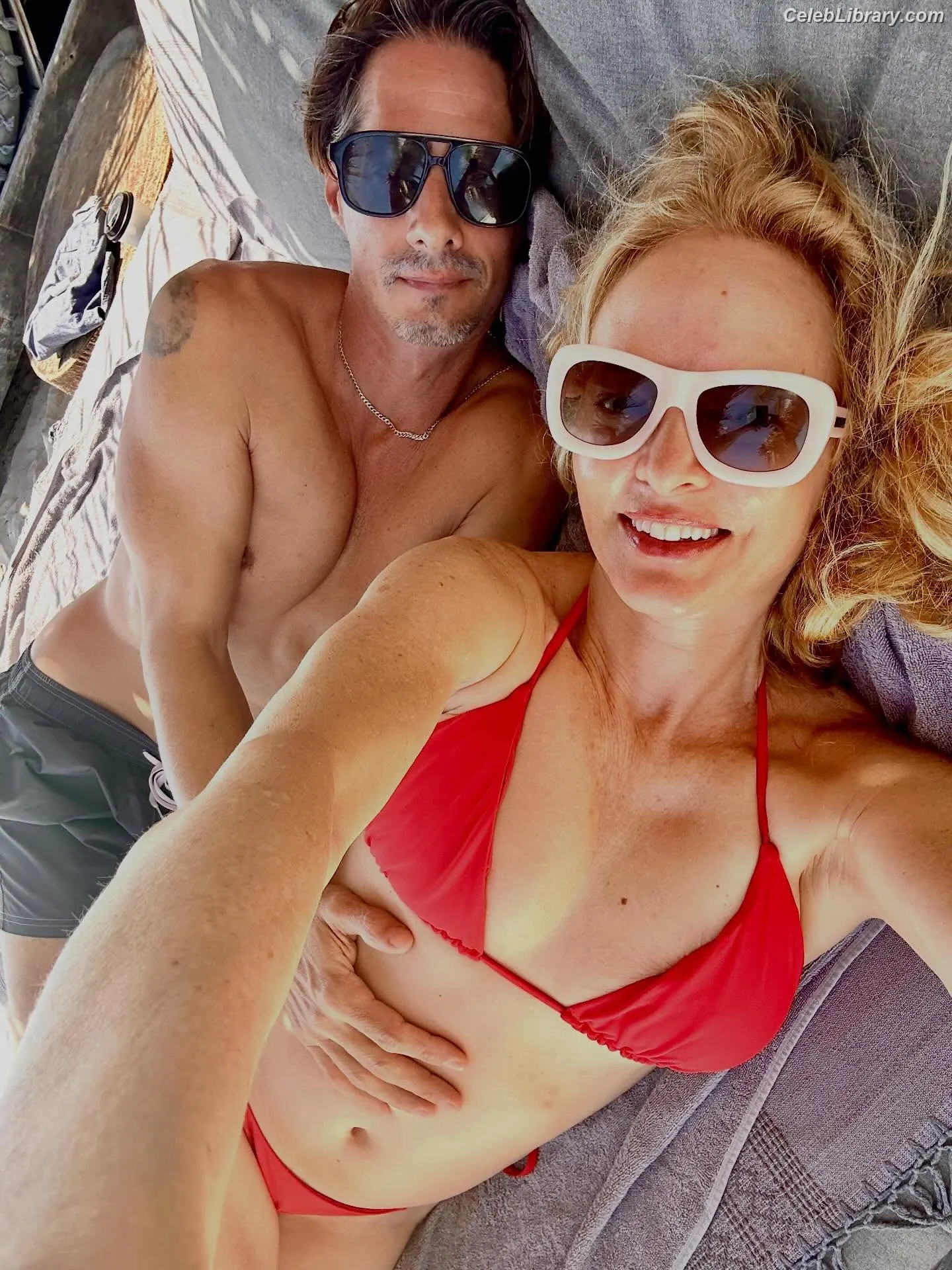 Heather Graham photo 23 of 482