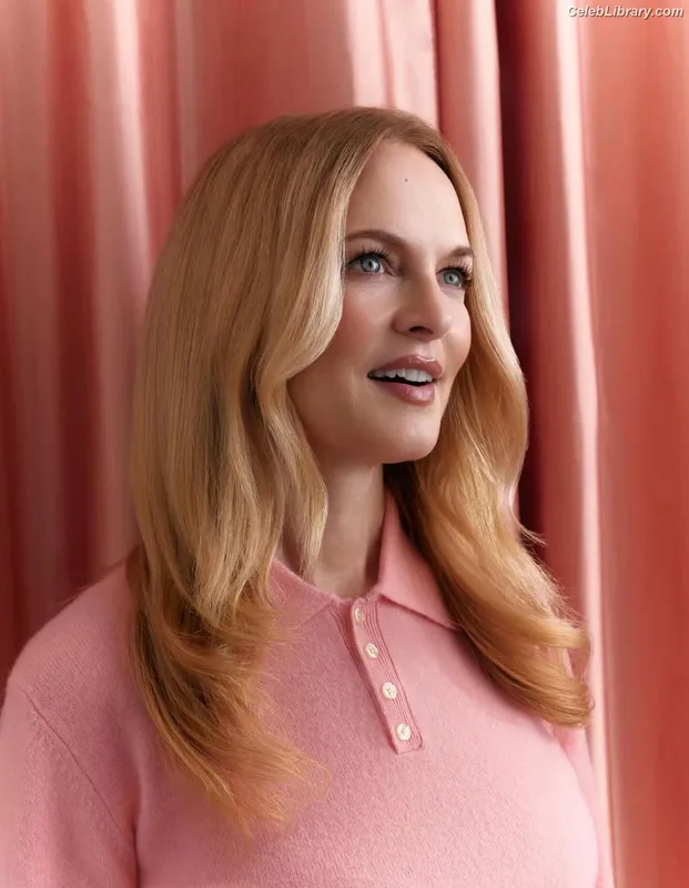 Heather Graham photo 12 of 483