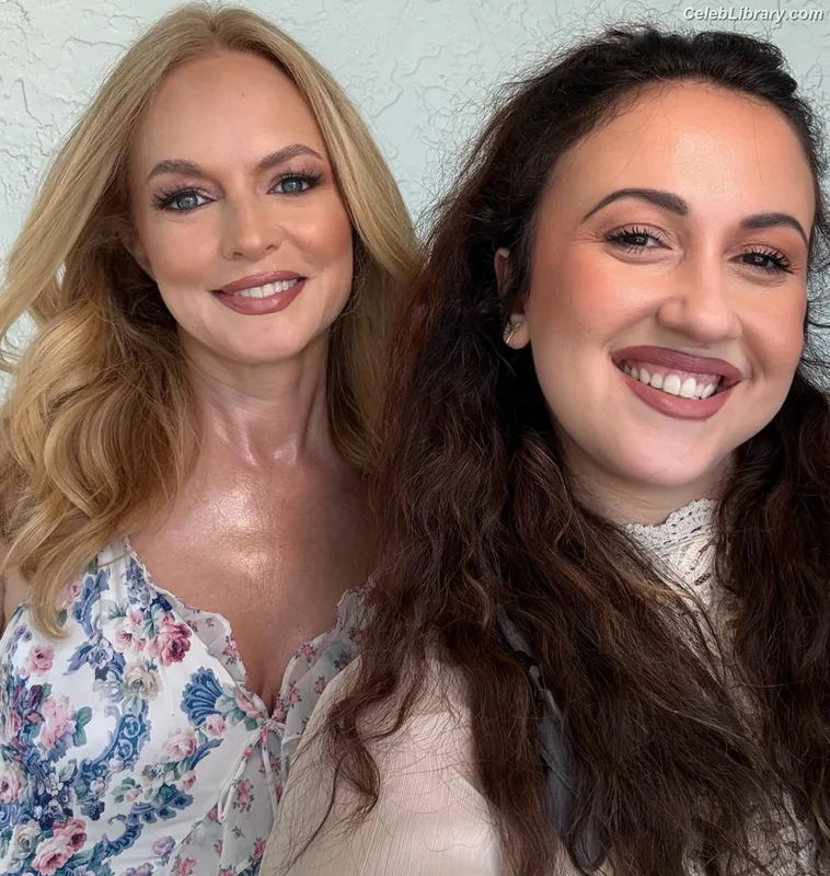 Heather Graham photo 1 of 483