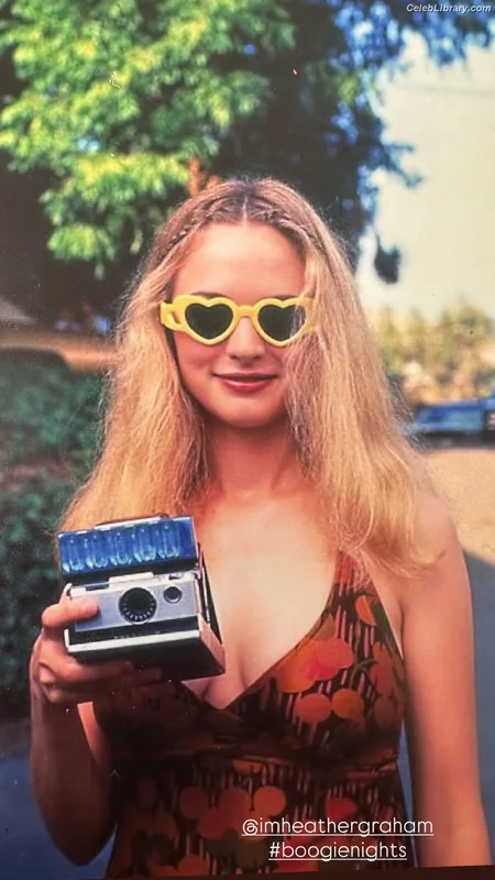 Heather Graham photo 7 of 483