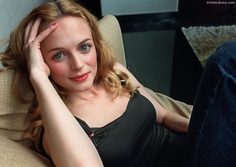 Heather Graham photo 24 of 483