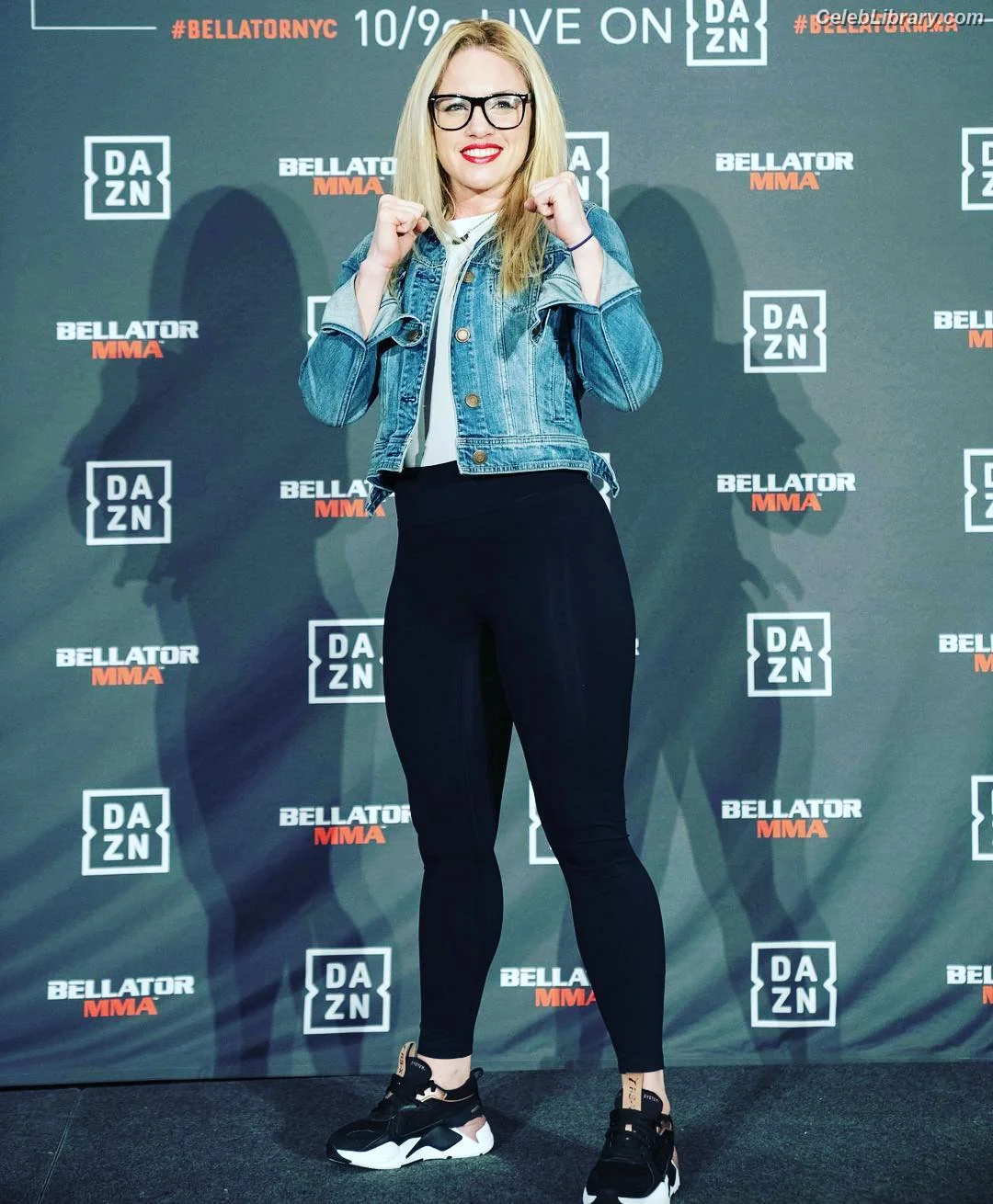 Heather Hardy photo 8 of 420