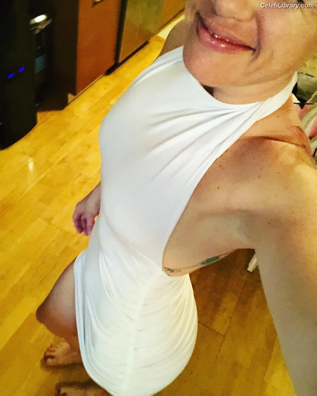 Heather Hardy photo 21 of 420